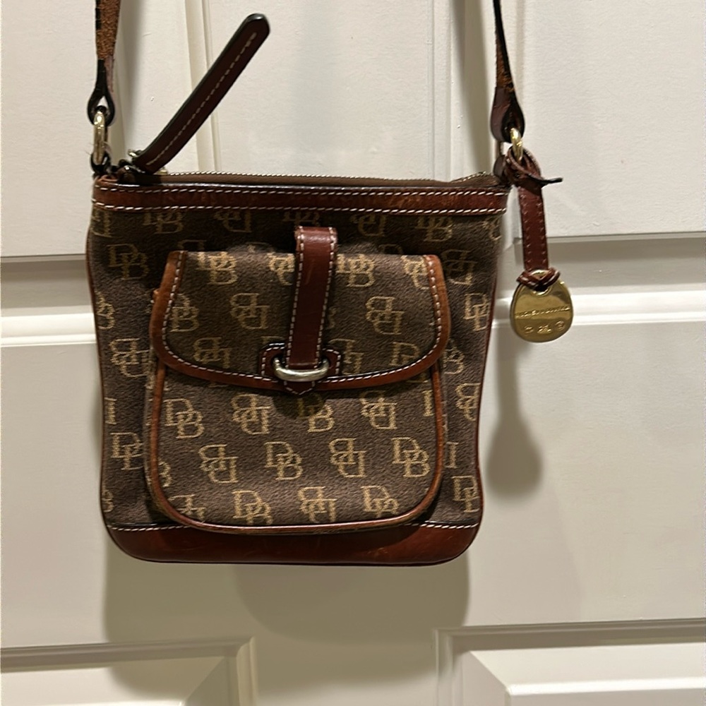 Dooney & Bourke Crossbody Leather Brown Purse